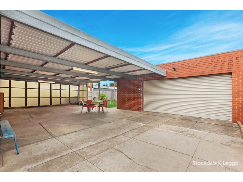 6 Tracey Street, Reservoir VIC 3073