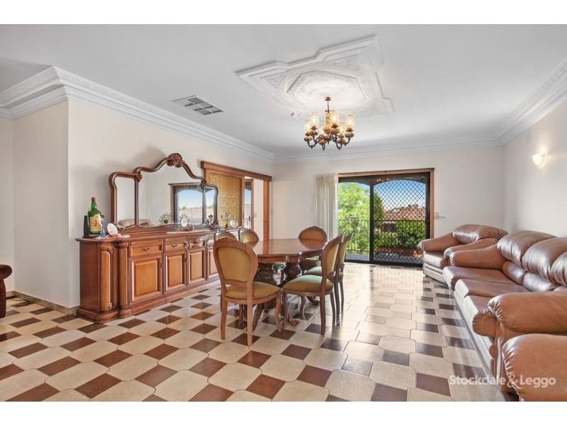 8 Fiddes Street, Reservoir VIC 3073