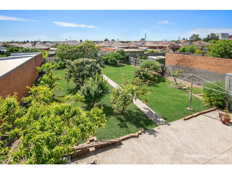 8 Fiddes Street, Reservoir VIC 3073