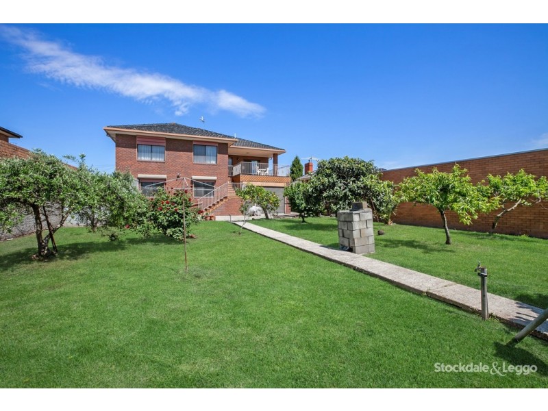 8 Fiddes Street, Reservoir VIC 3073