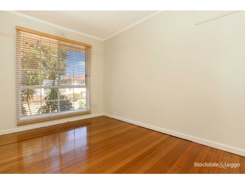 102 Winter Crescent, Reservoir VIC 3073