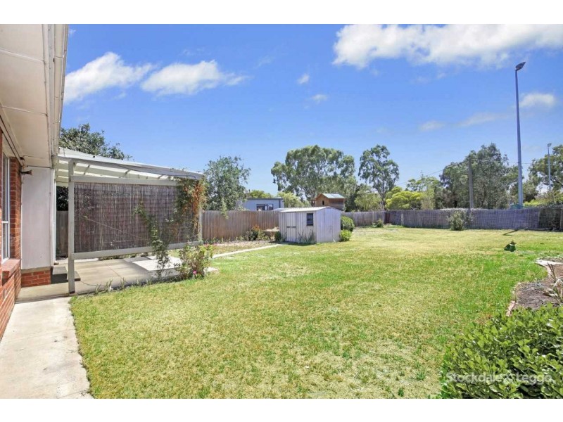 102 Winter Crescent, Reservoir VIC 3073