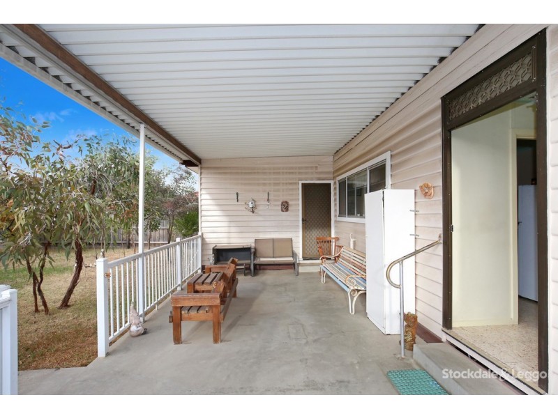 36 St Vigeons Road, Reservoir VIC 3073