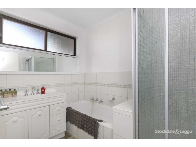 4/48 Kempston Street, Greensborough VIC 3088