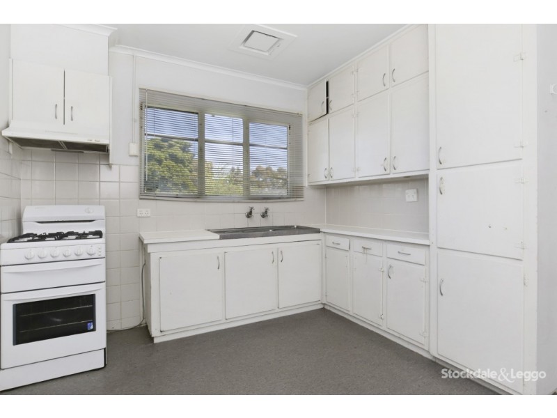 14 Kerang Avenue, Reservoir VIC 3073