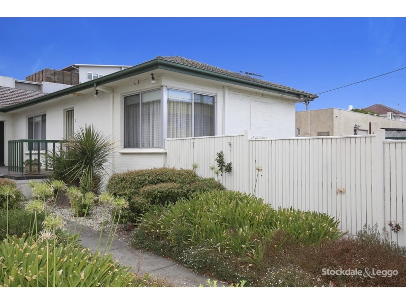 2/2 Station Street, Reservoir VIC 3073