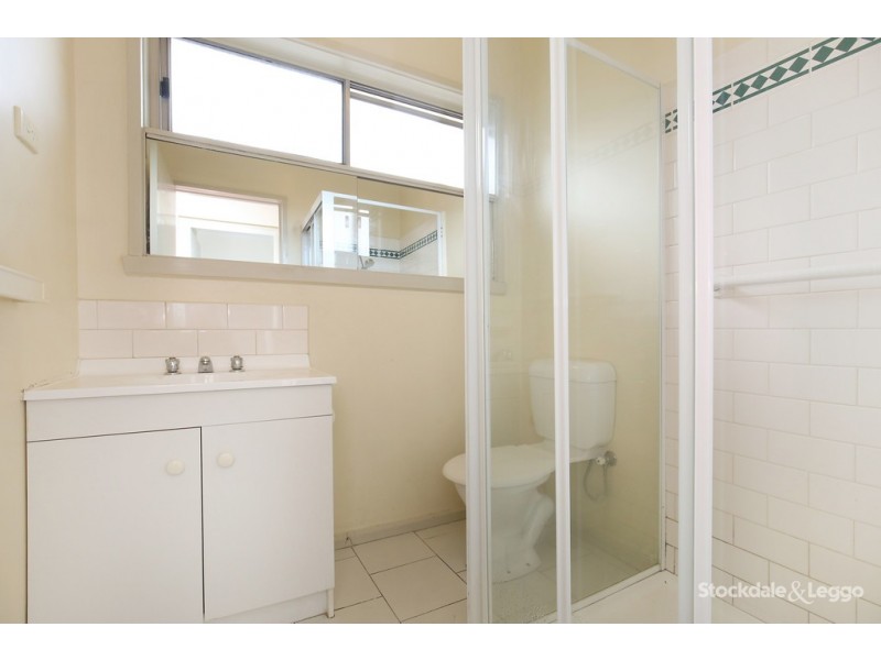 2/2 Station Street, Reservoir VIC 3073