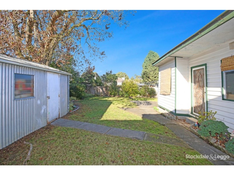 45 Andrews Avenue, Reservoir VIC 3073