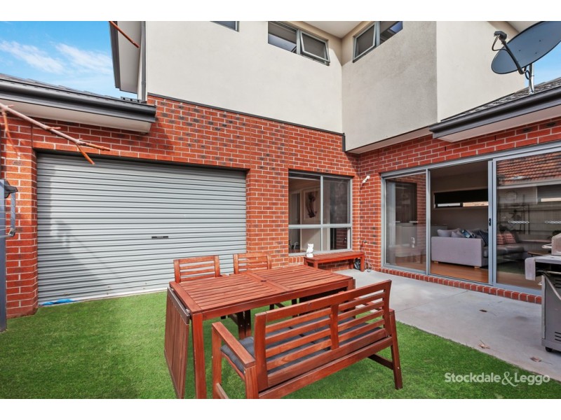 1/15 Suffolk Street, Reservoir VIC 3073