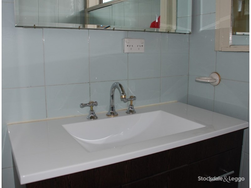 63 Yarra Avenue, Reservoir VIC 3073