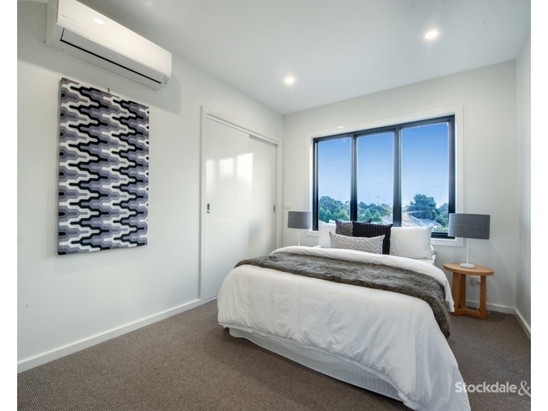 1/98 Liston Avenue, Reservoir VIC 3073