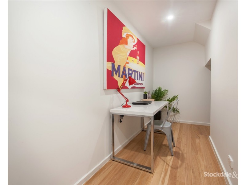 1/98 Liston Avenue, Reservoir VIC 3073