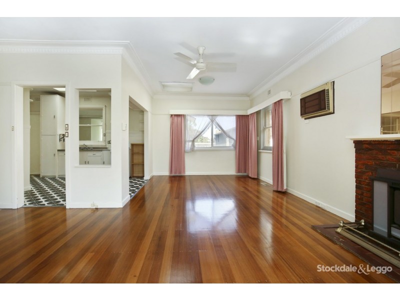 45 Lloyd Avenue, Reservoir VIC 3073