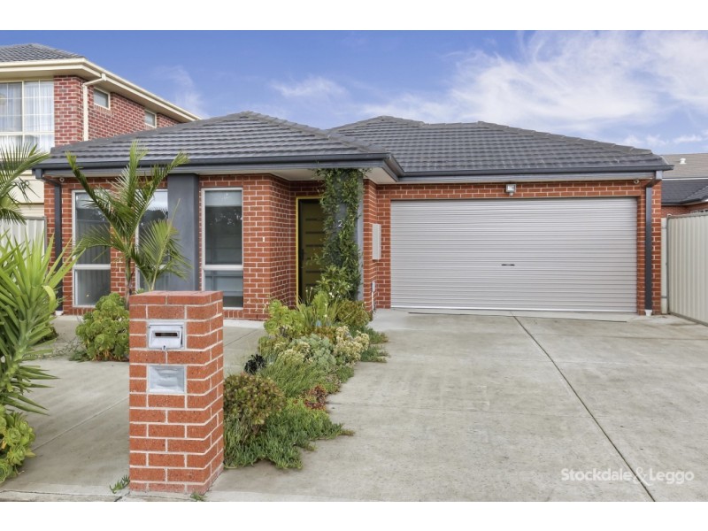 24 Sahara Way, Fawkner VIC 3060