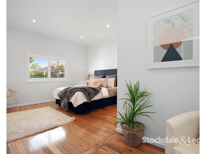 2 Arbor Avenue, Reservoir VIC 3073