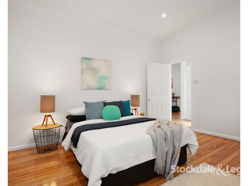 2 Arbor Avenue, Reservoir VIC 3073