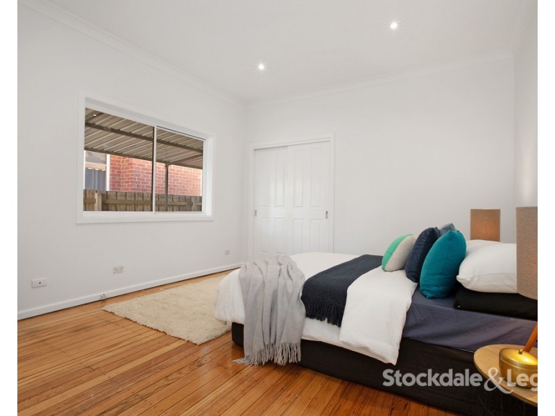 2 Arbor Avenue, Reservoir VIC 3073