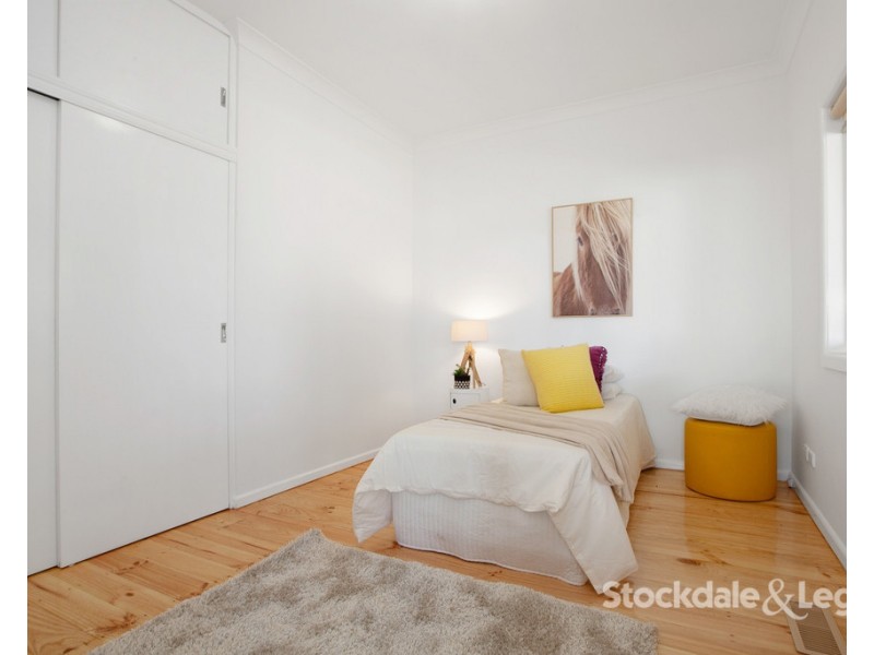 2 Arbor Avenue, Reservoir VIC 3073