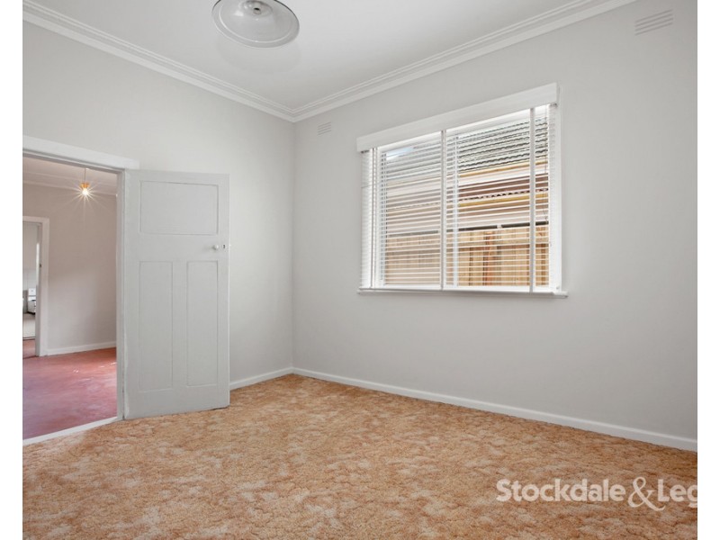 43 Pine Street, Reservoir VIC 3073