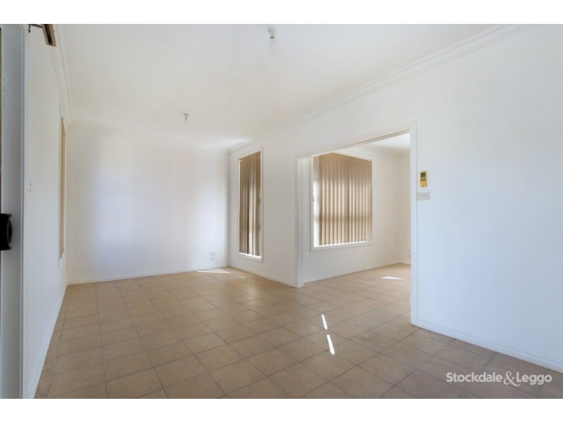 2/9 Waratah Street, Thomastown VIC 3074