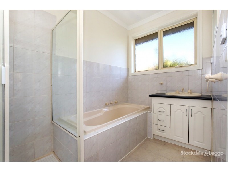 2/9 Waratah Street, Thomastown VIC 3074