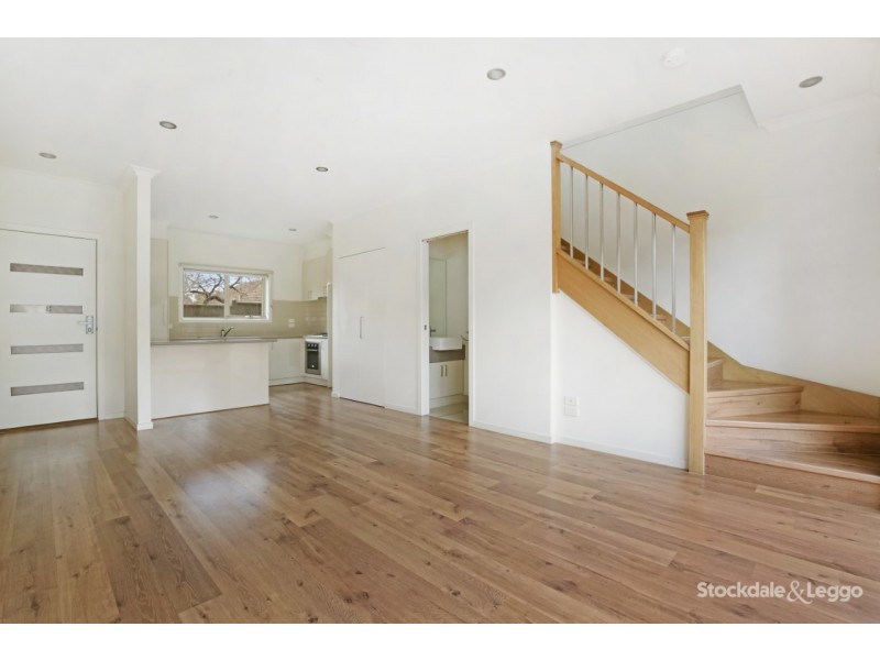 3/44 Boldrewood Parade, Reservoir VIC 3073