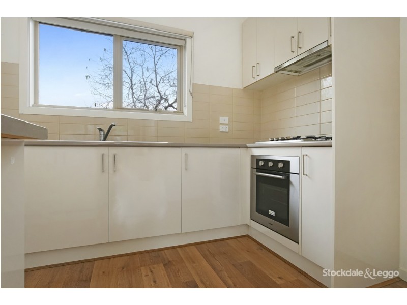 3/44 Boldrewood Parade, Reservoir VIC 3073