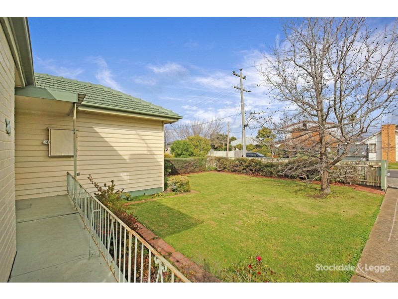 1/24 Bradshaw Street, Kingsbury VIC 3083