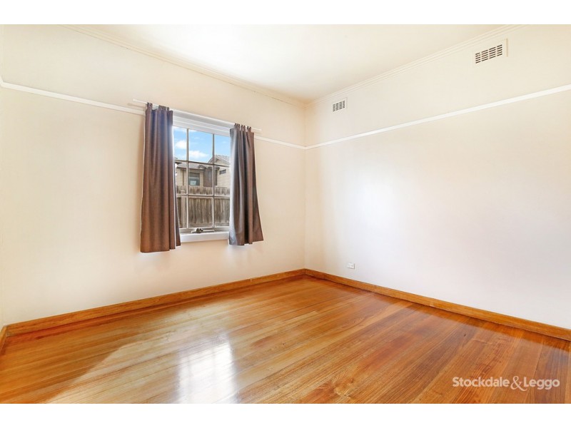 1/24 Bradshaw Street, Kingsbury VIC 3083