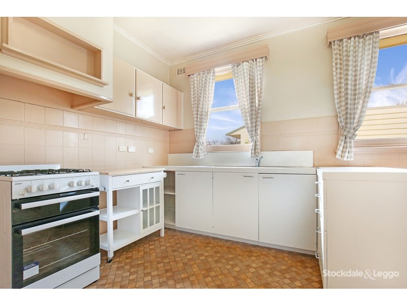 1/24 Bradshaw Street, Kingsbury VIC 3083