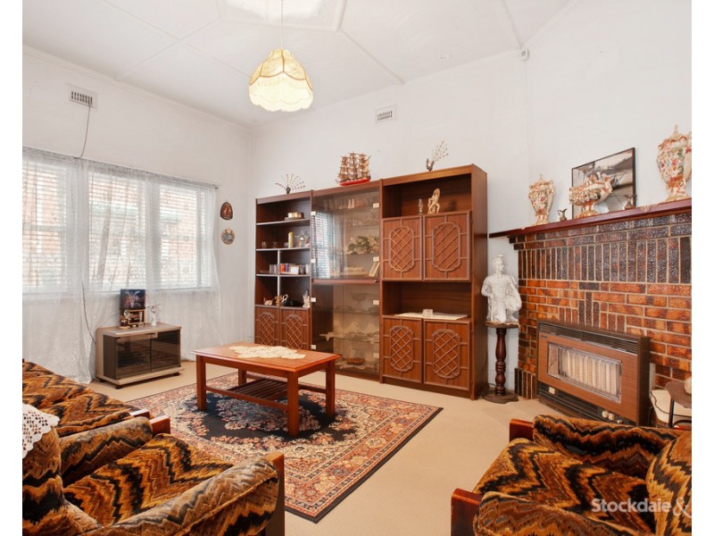 5 St Georges Road, Preston VIC 3072