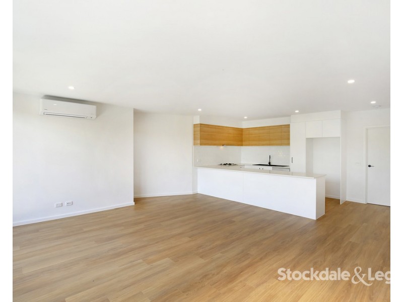 1/3 McComas Street, Reservoir VIC 3073