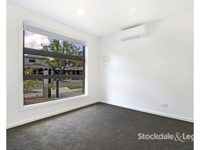 1/3 McComas Street, Reservoir VIC 3073