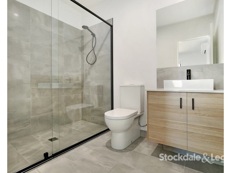 1/3 McComas Street, Reservoir VIC 3073