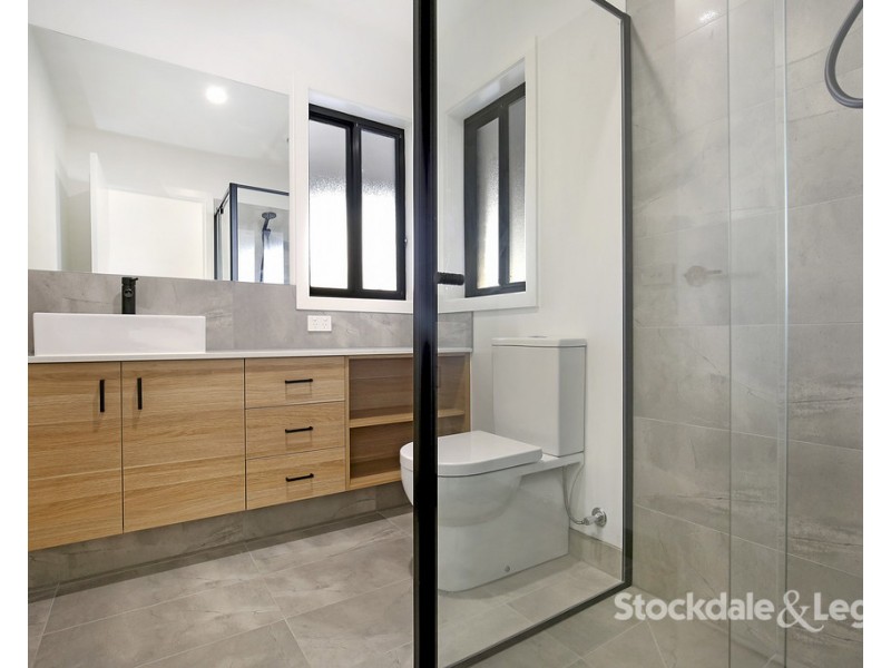 1/3 McComas Street, Reservoir VIC 3073