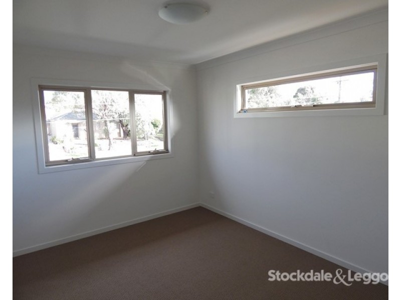 1/44 Boldrewood Parade, Reservoir VIC 3073