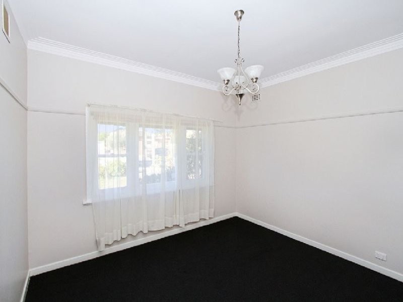 13 Best Street, Reservoir VIC 3073