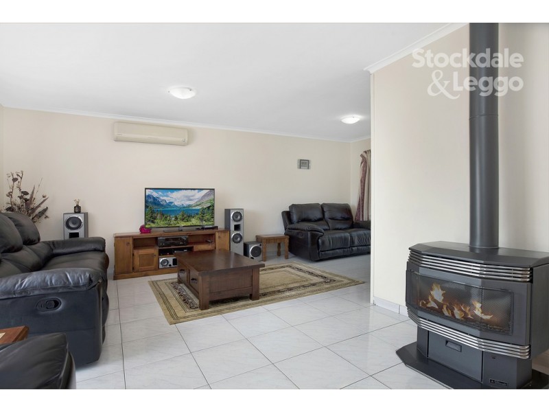 53 Churchill Avenue, Reservoir VIC 3073