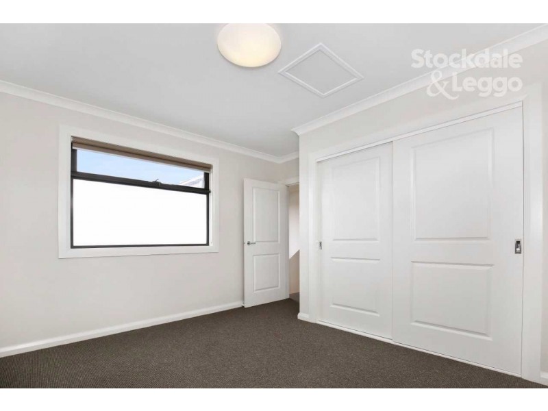 1/12 Chenies Street, Reservoir VIC 3073