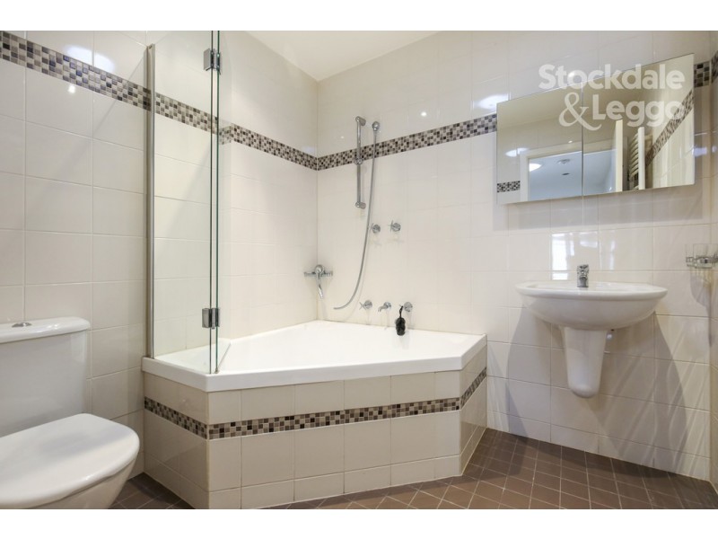 102A Spring Street, Reservoir VIC 3073