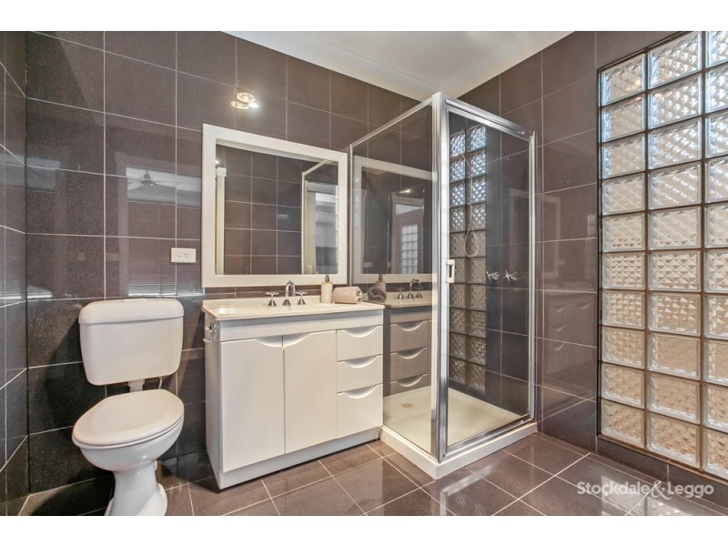 136B Darebin Boulevard, Reservoir VIC 3073