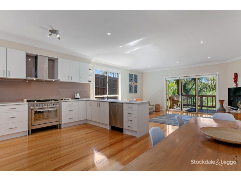 136B Darebin Boulevard, Reservoir VIC 3073