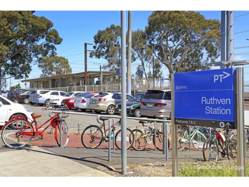 4/194 Purinuan Road, Reservoir VIC 3073