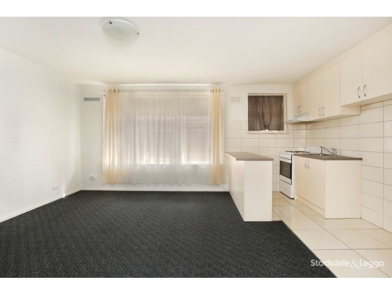 2/35 Gregory Grove, Preston VIC 3072