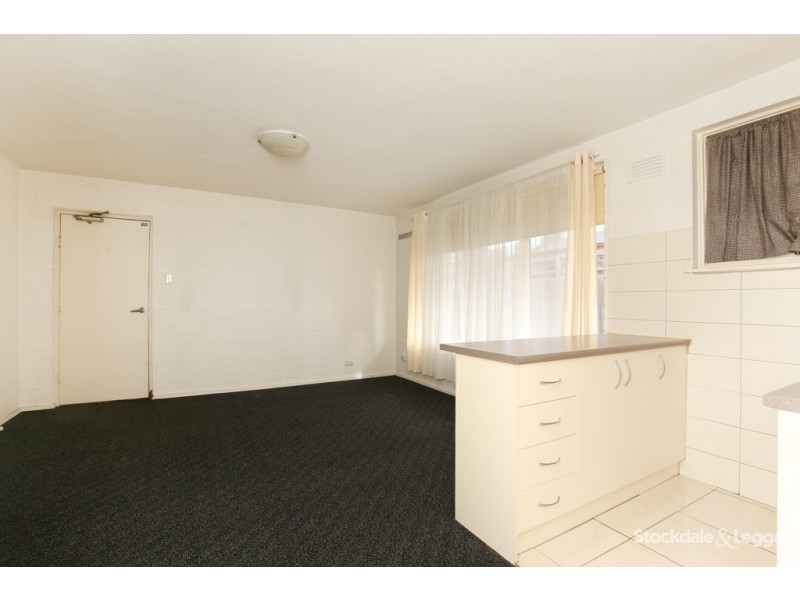 2/35 Gregory Grove, Preston VIC 3072