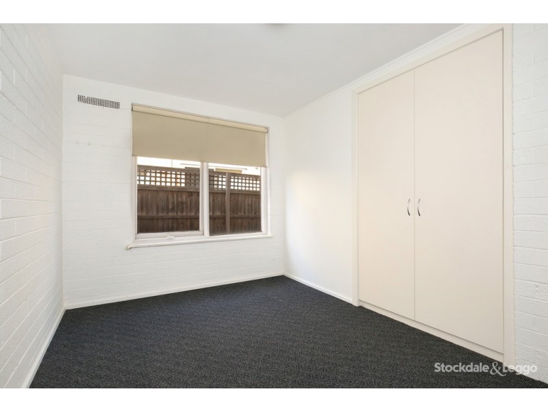 2/35 Gregory Grove, Preston VIC 3072