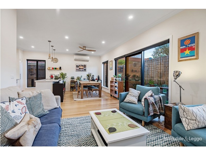 4/9 Hosken Street, Reservoir VIC 3073