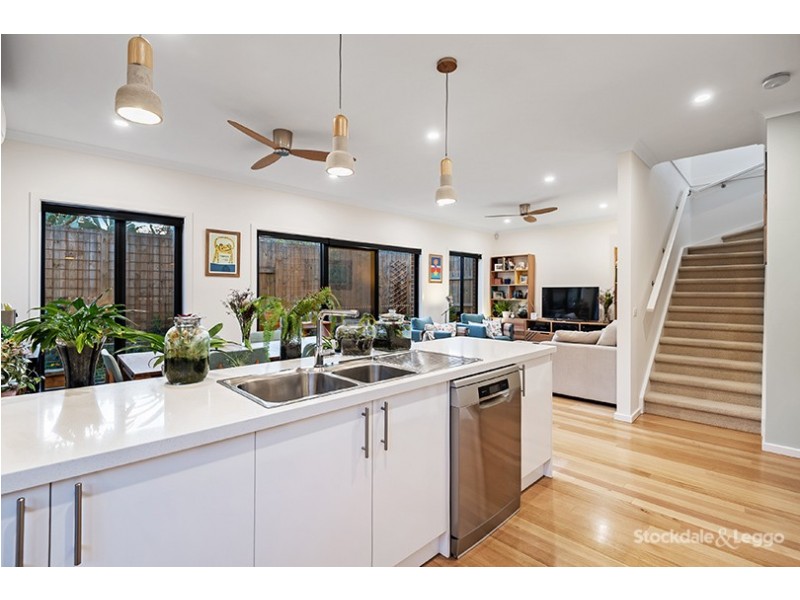 4/9 Hosken Street, Reservoir VIC 3073