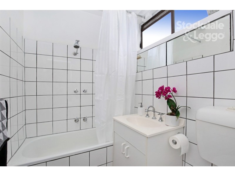 4/74 Kingwilliam Street, Reservoir VIC 3073