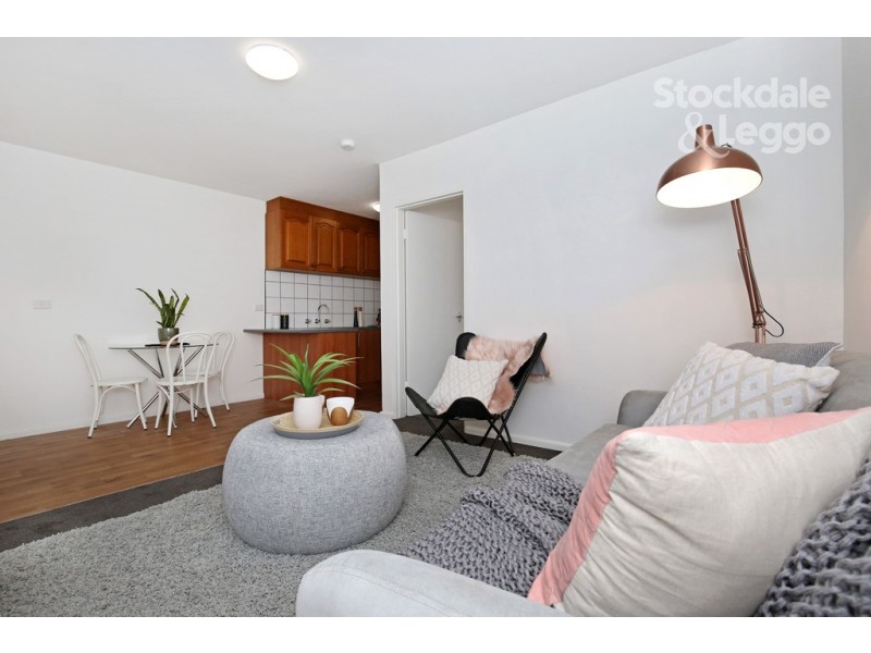 4/74 Kingwilliam Street, Reservoir VIC 3073